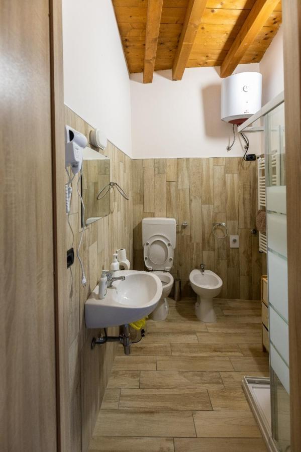 Angolo Nascosto Apartments San Fiorano Екстер'єр фото